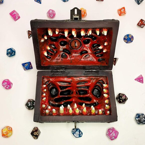 Mimic Dice Chest Storage Box | Free Lock & Key | Compatible with Dungeons & Drag - Picture 6 of 7